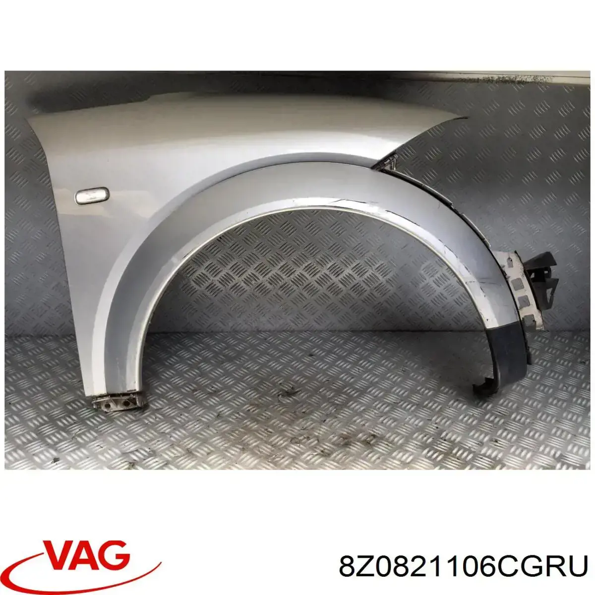 Aleta delantera derecha VAG 8Z0821106CGRU