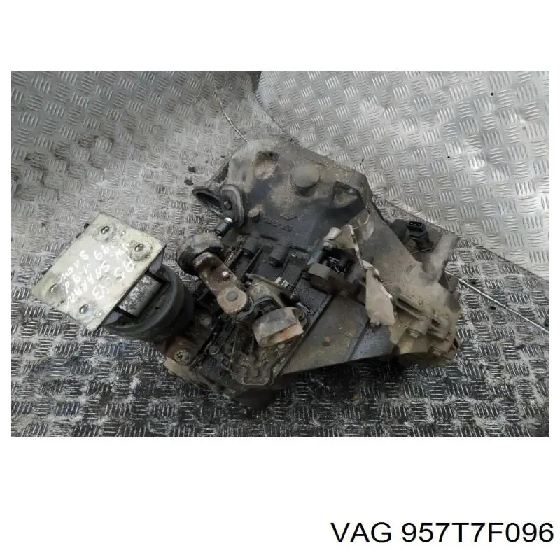 Comprar 957T7F096 VAG Caja de cambios mecánica completa