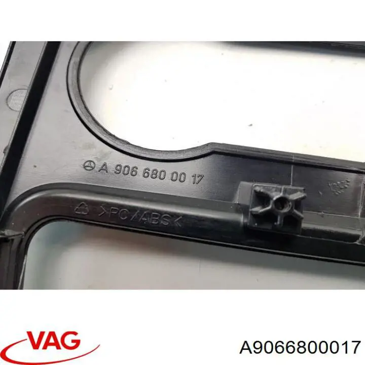 Comprar 9066800017 Mercedes Panel de revestimiento del salpicadero