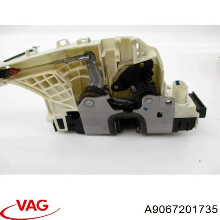 A9067201735 VAG Cerradura de puerta delantera derecha