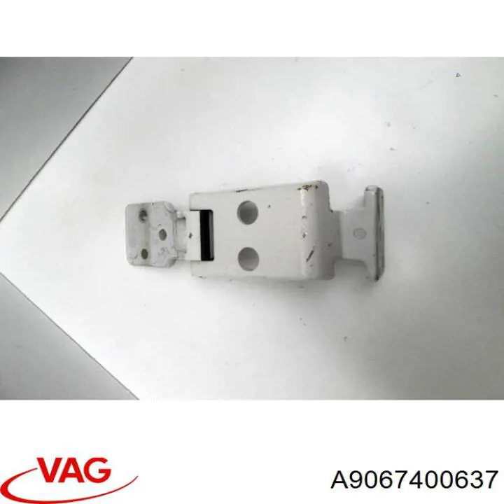 Bisagra inferior izquierda de puerta trasera batiente VAG A9067400637 precio, desde 84,22 EUR