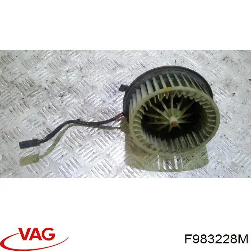 Ventilador interior VAG F983228M