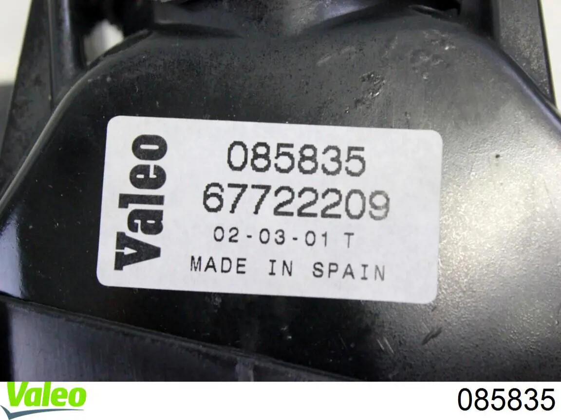 7700838258 Renault (RVI) Faro antiniebla derecho
