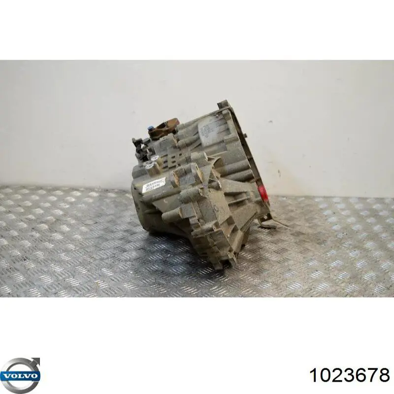 Comprar P8647073 Volvo Caja de cambios mecánica completa
