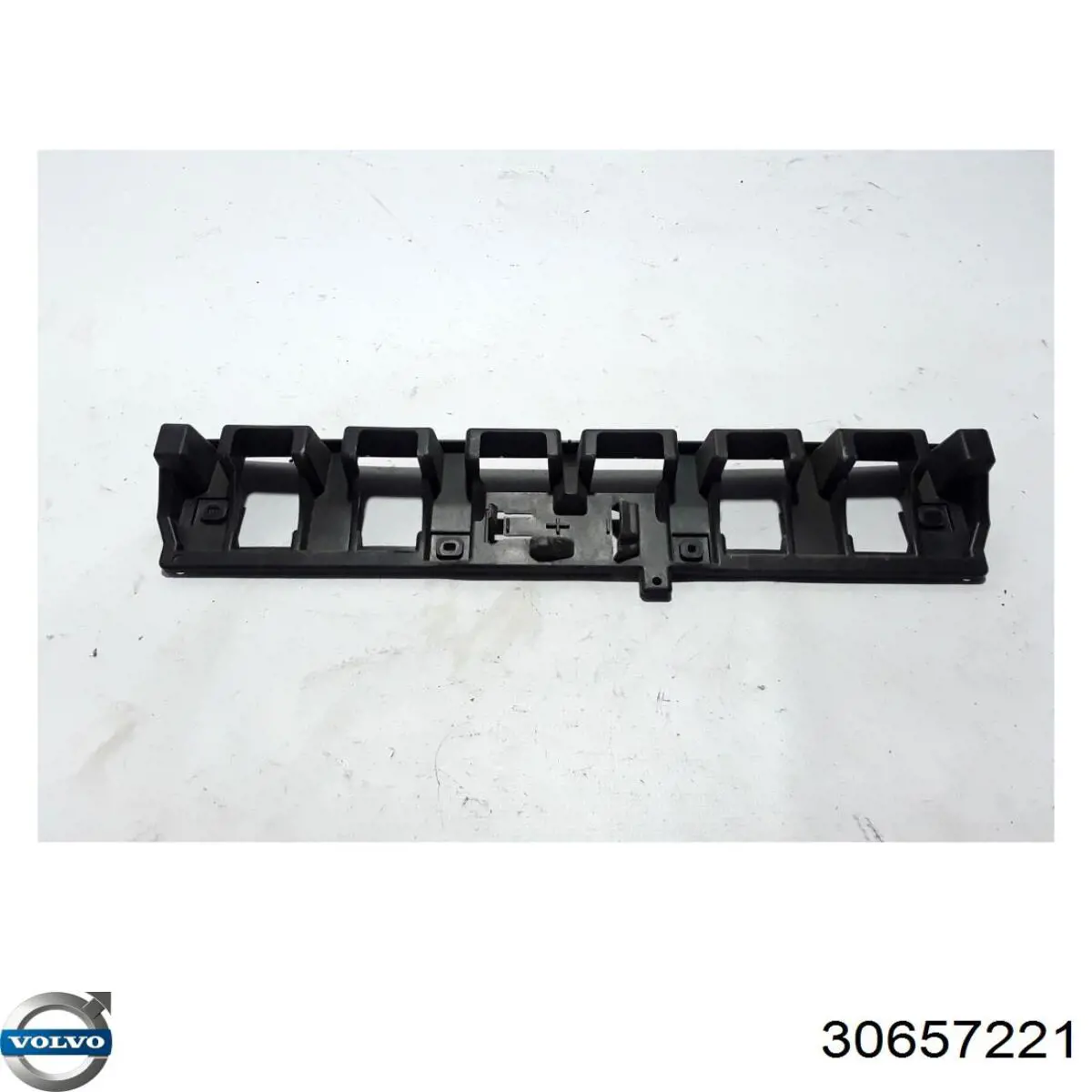 30657221 Volvo 