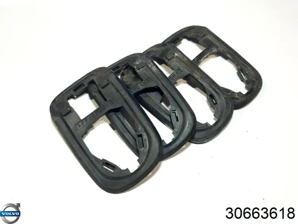  Volvo 30663618 precio, desde  EUR