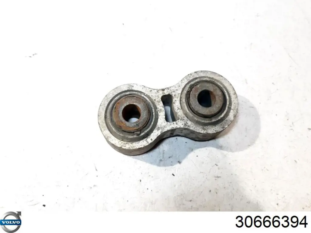 Barra transversal reactiva de la suspensión trasera Volvo 30666394 precio, desde 30,72 EUR