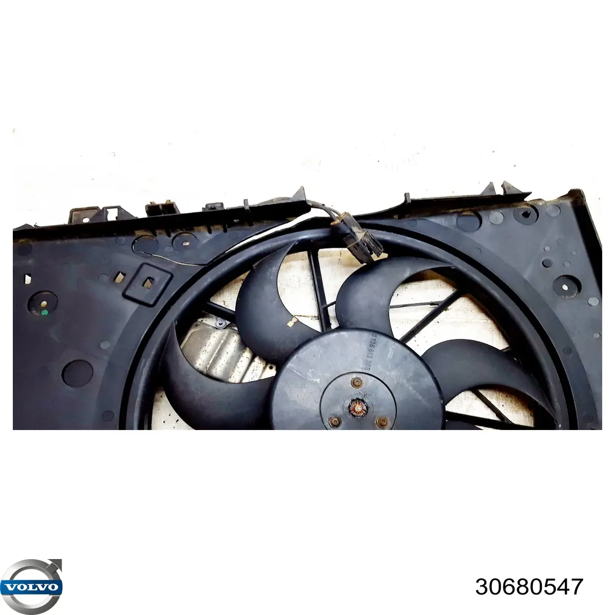 Ventilador de radiador 30680547 Volvo