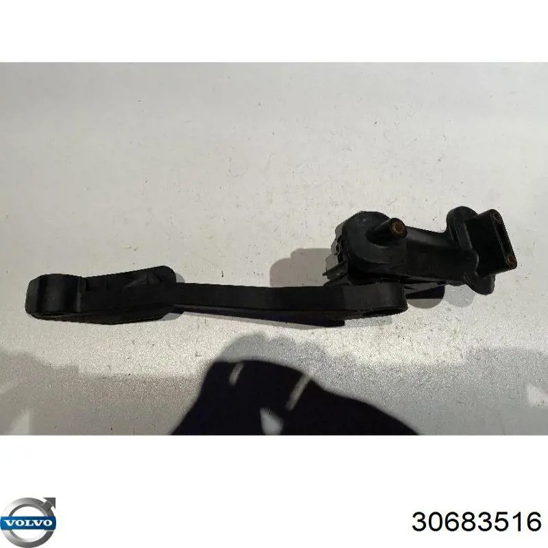 Potenciómetro pedal Volvo 30683516