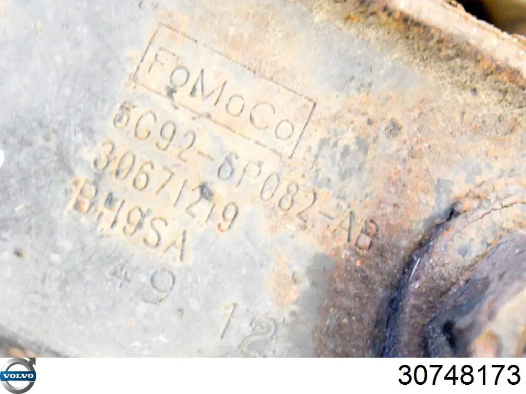30748173 Volvo 