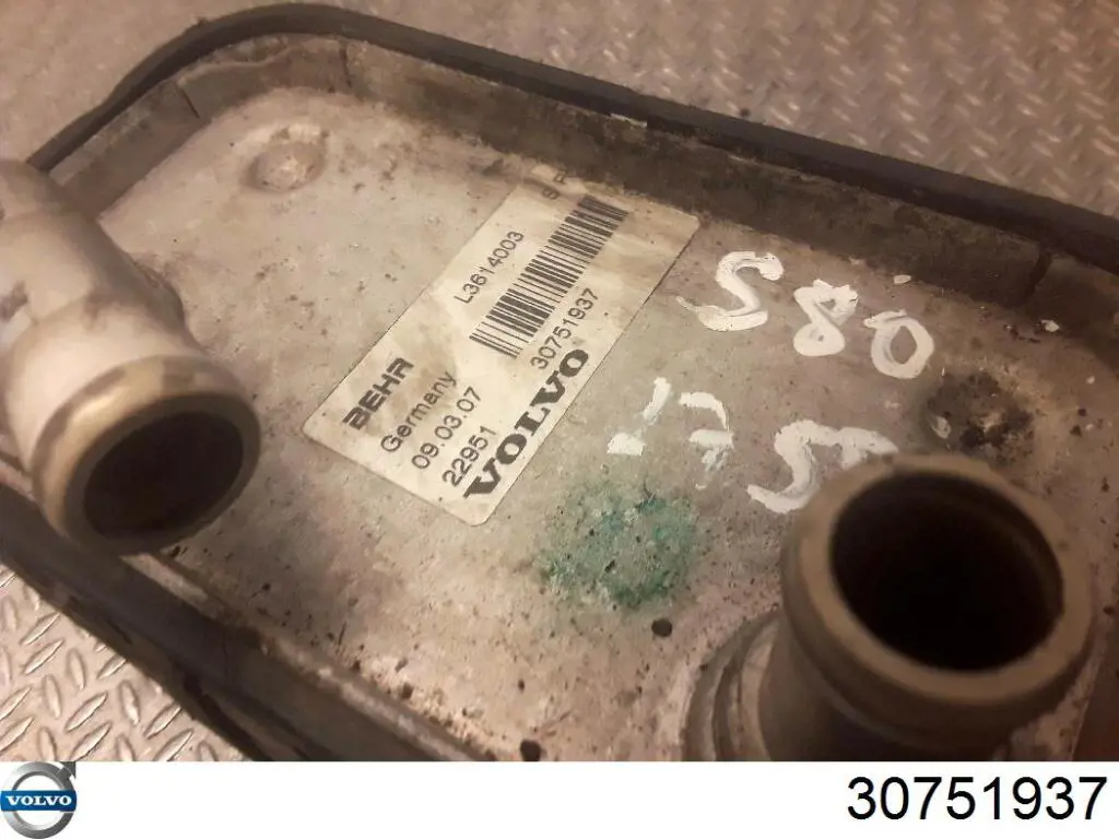 Enfriador de aceite  Volvo 30751937