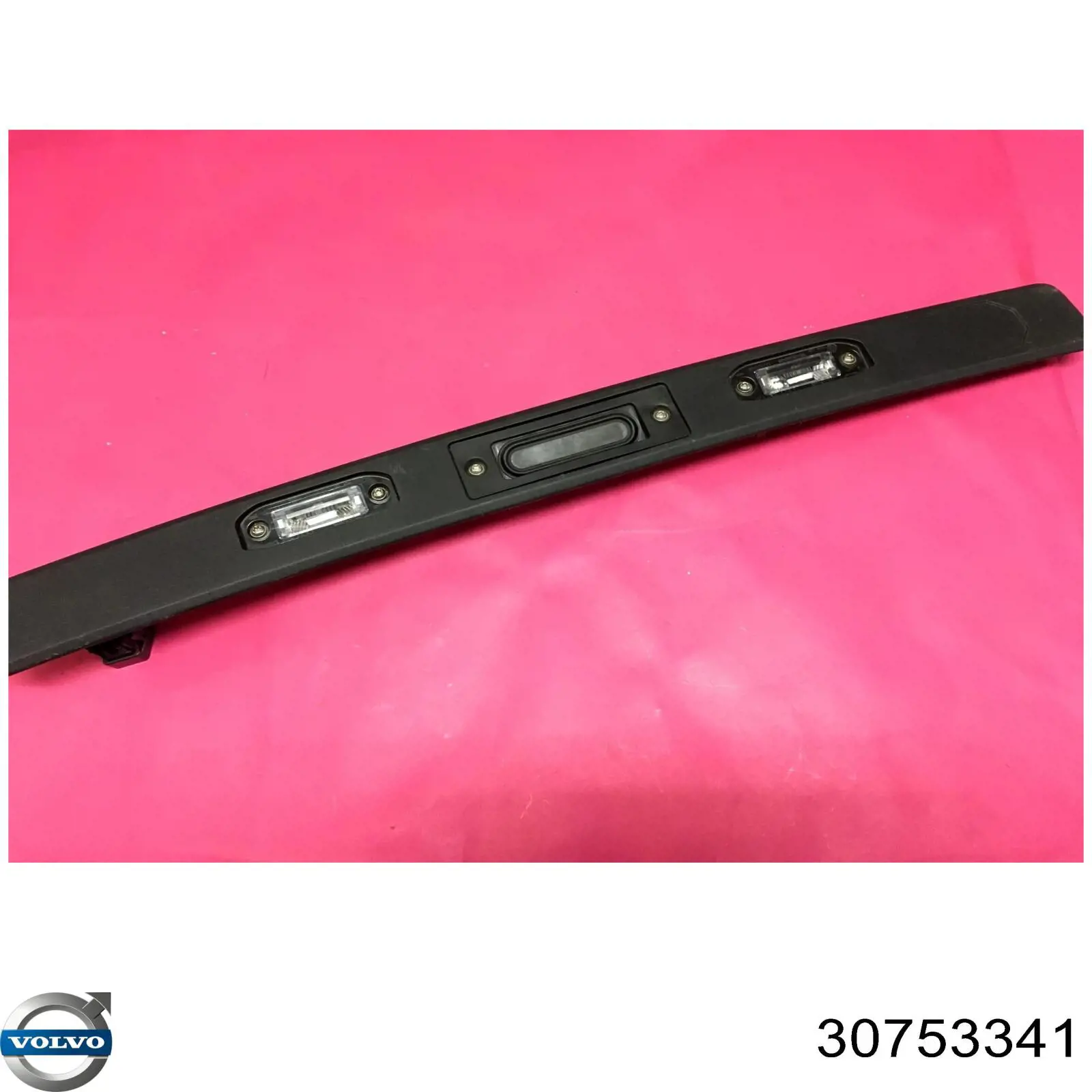 Moldura inferior de puerta trasera de maletero Volvo 30753341 precio, desde 239,58 EUR