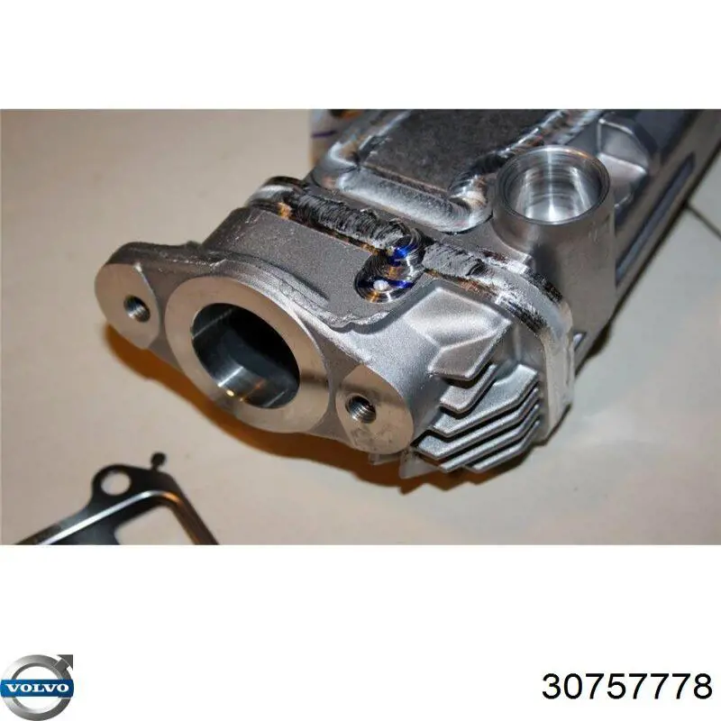 30757778 Volvo Enfriador de recirculación de gases de escape EGR