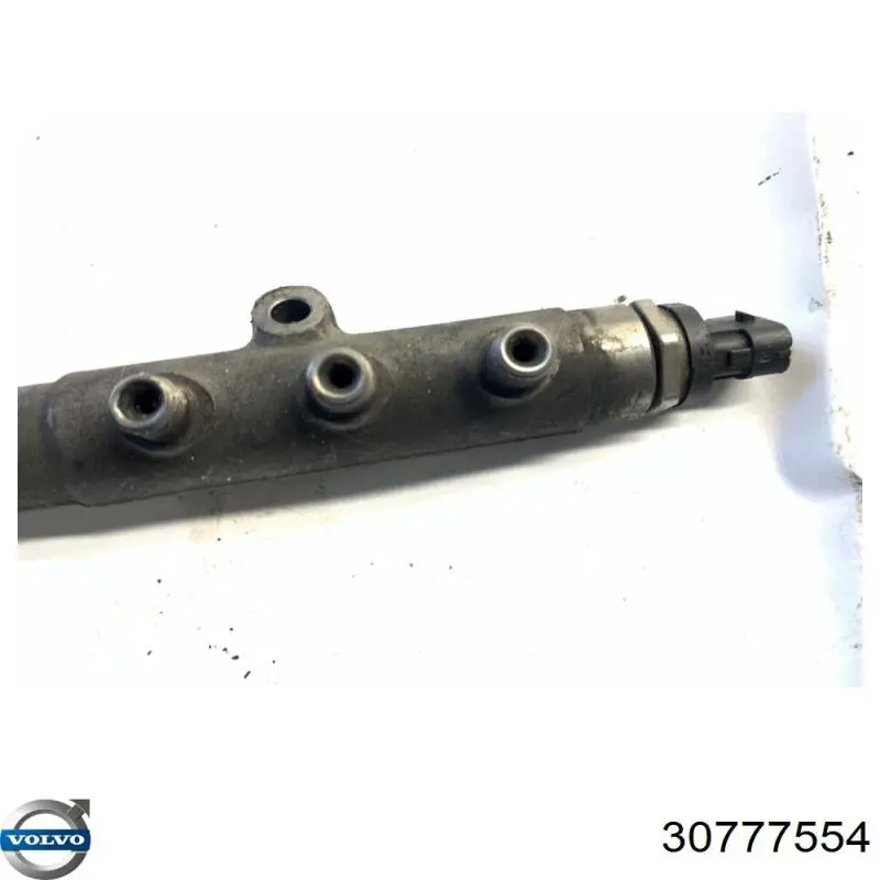 Comprar 30777554 Volvo Rampa de combustible