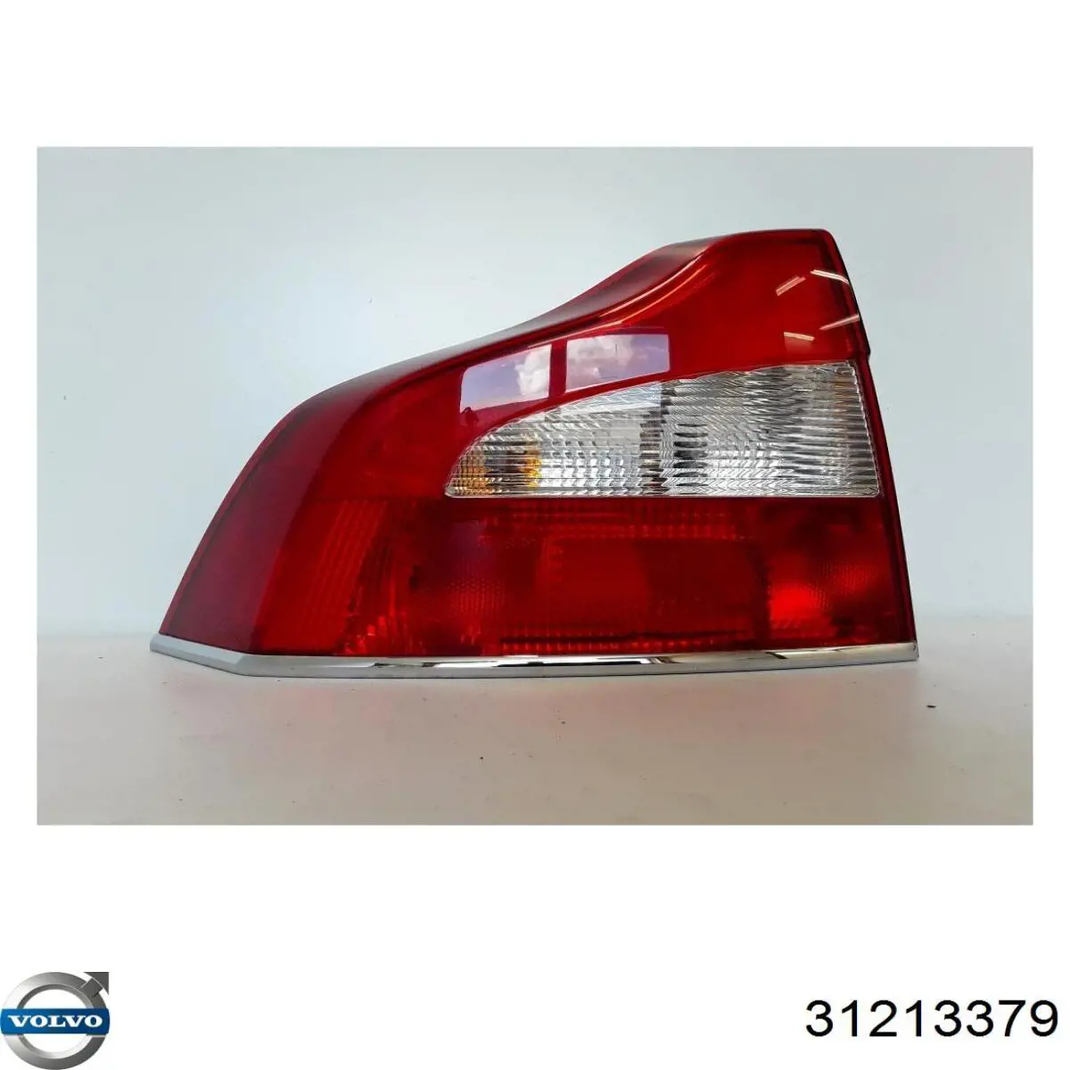 Piloto trasero izquierdo Volvo 31213379 precio, desde 133,58 EUR