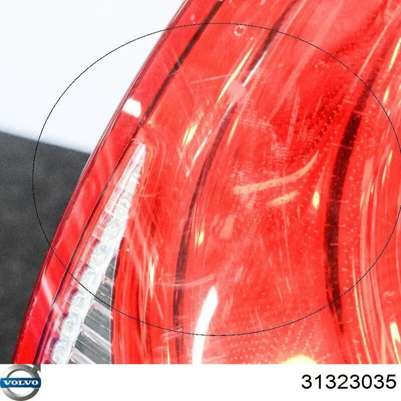 Piloto trasero derecho 31323035 Volvo