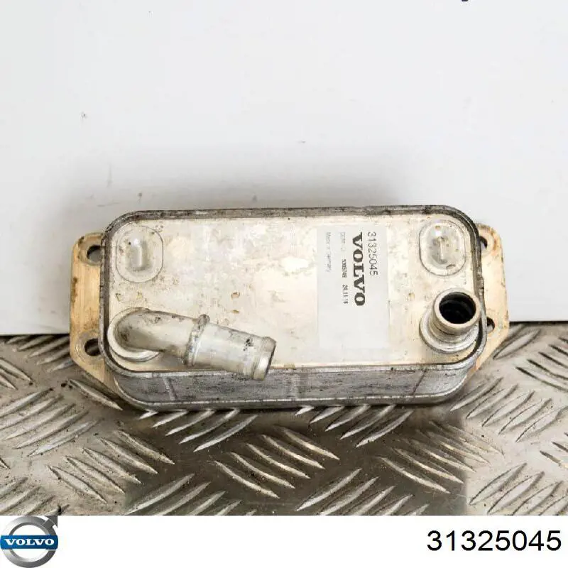 Radiador de aceite Volvo 31325045 precio, desde 59,11 EUR