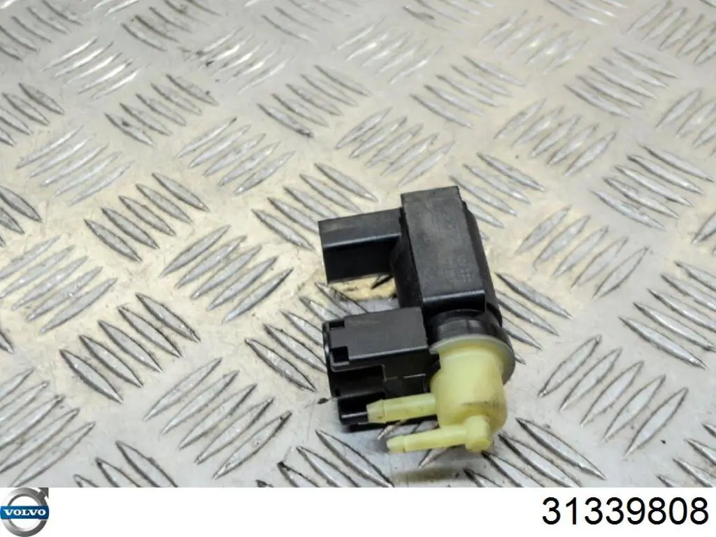 Válvula solenoide de control de presión de sobrealimentación 31339808 Volvo