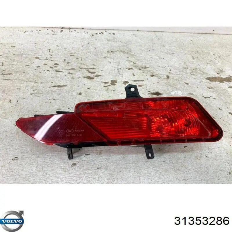31353286 Volvo Luz antiniebla trasera derecha