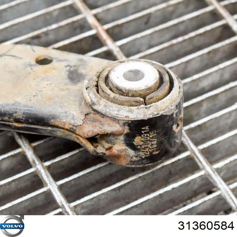 Brazo superior de suspensión trasera izquierdo/derecho Volvo 31360584 precio, desde 72,02 EUR