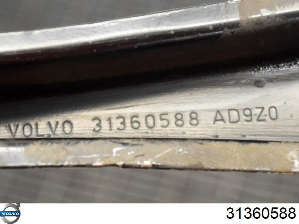 Brazo transversal de suspensión trasera Volvo 31360588 precio, desde 36,79 EUR
