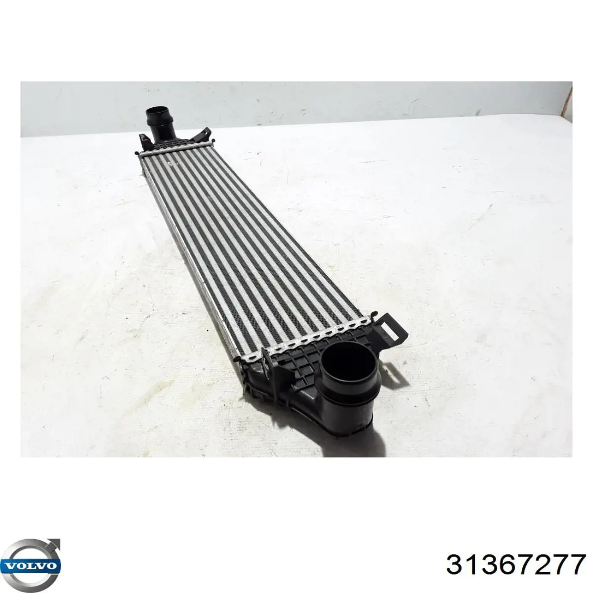 Radiador de aire de admisión Volvo 31367277 precio, desde 100,28 EUR