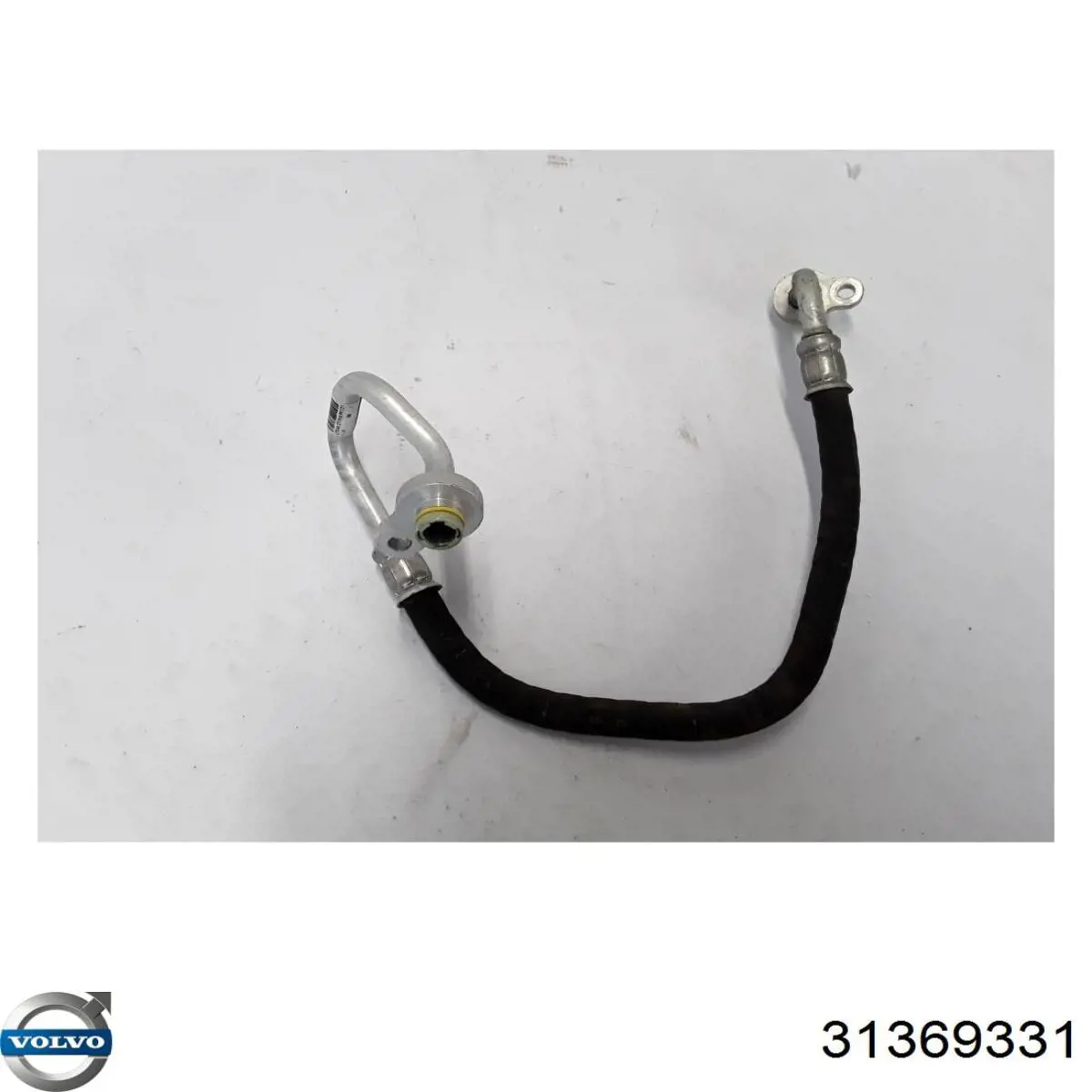 Manguera de aire acondicionado, del evaporador trasero al compresor 31369331 Volvo