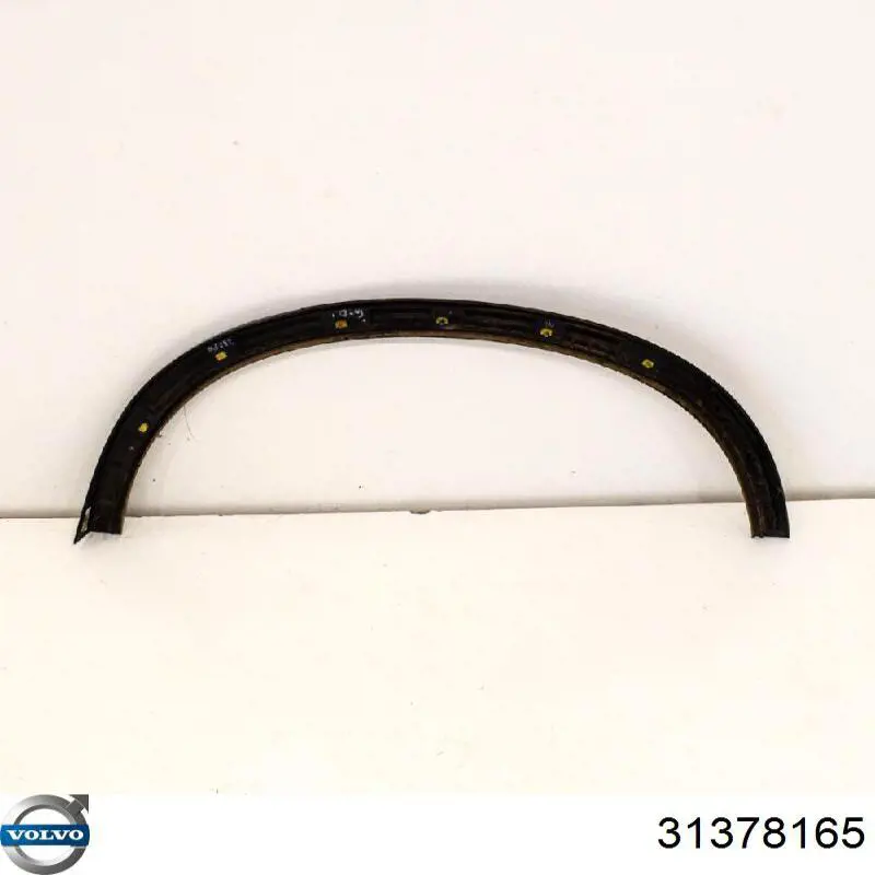 Extensión de la aleta trasera derecha Volvo 40017387 precio, desde 148,30 EUR