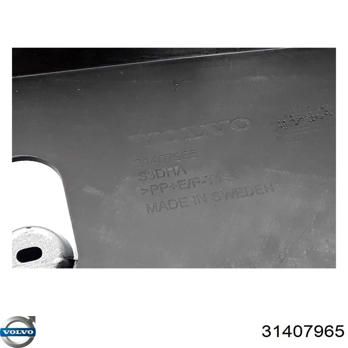 31407965 Volvo Moldura del parachoques trasero