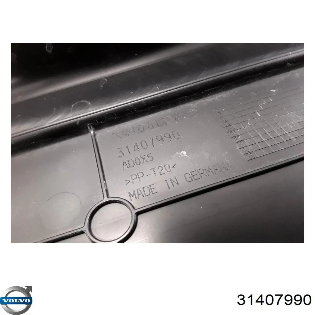 31407990 Volvo Cubierta superior del panel frontal (soporte del radiador)
