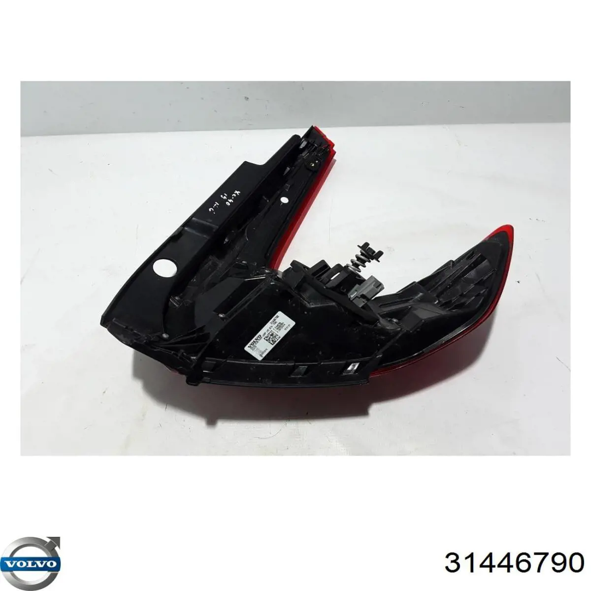 Piloto trasero izquierdo 31446790 Volvo
