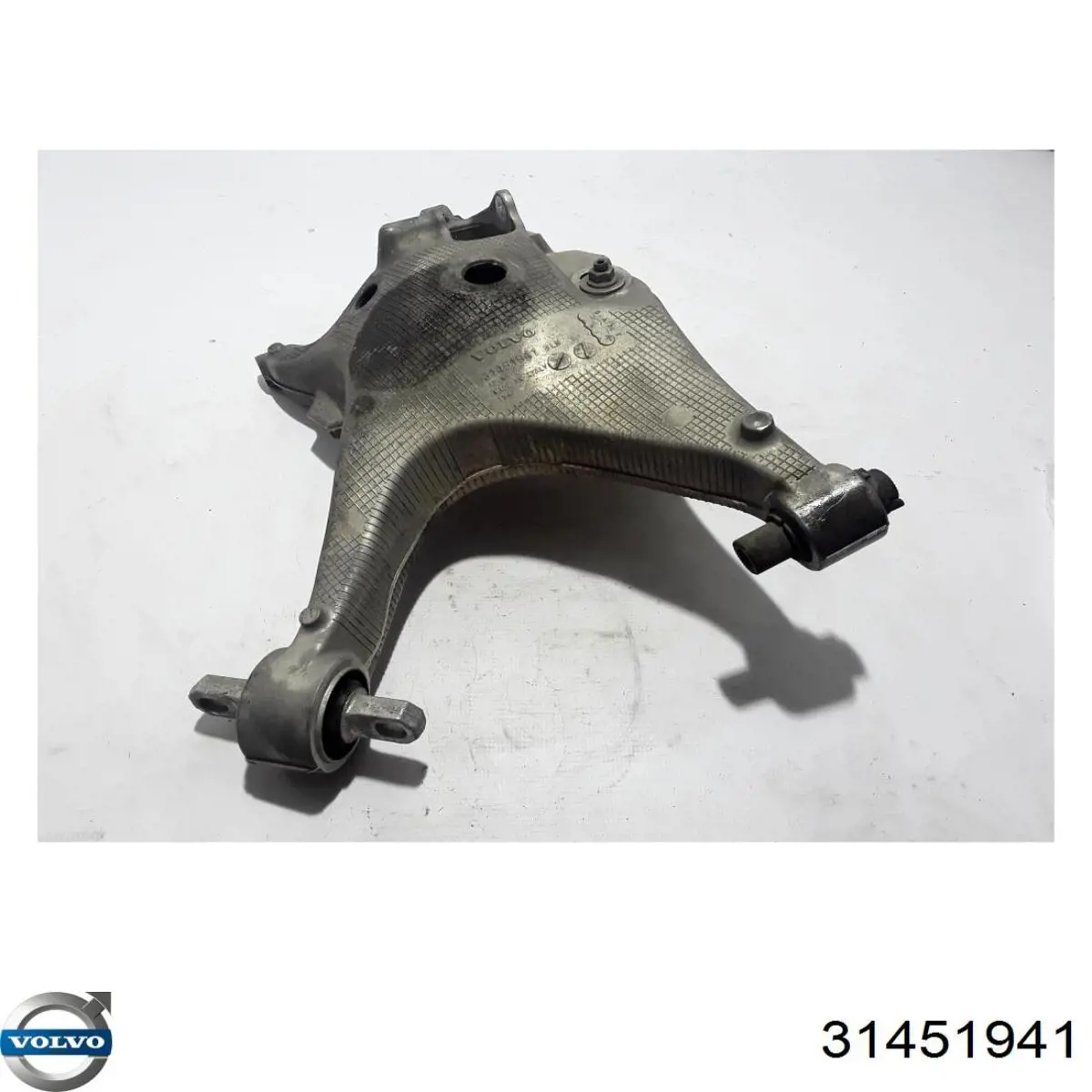 Brazo inferior izquierdo de la suspensión trasera Volvo 31451941 precio, desde 72,51 EUR