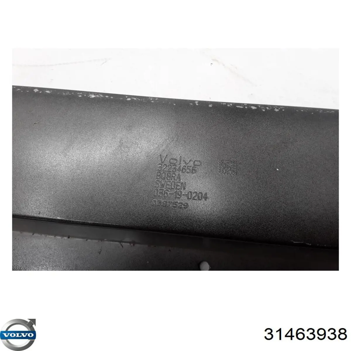 32348957 Volvo Refuerzo parachoque delantero