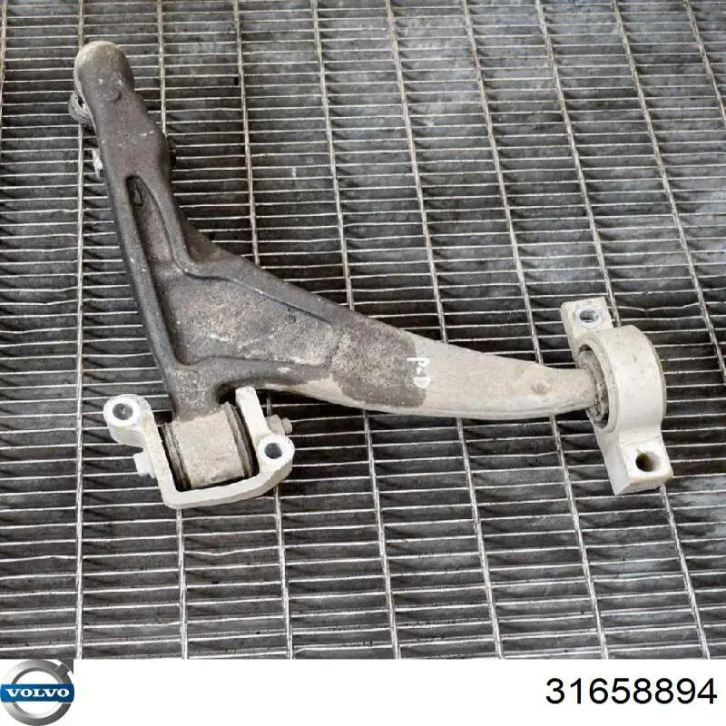 Brazo inferior derecho de la suspensión delantera Volvo 31658894 precio, desde 203,28 EUR