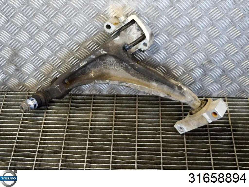 Comprar 31658894 Volvo Brazo inferior derecho de la suspensión delantera
