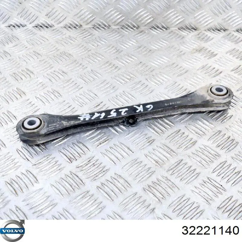 Brazo transversal de suspensión trasera Volvo 32221140 precio, desde 32,85 EUR