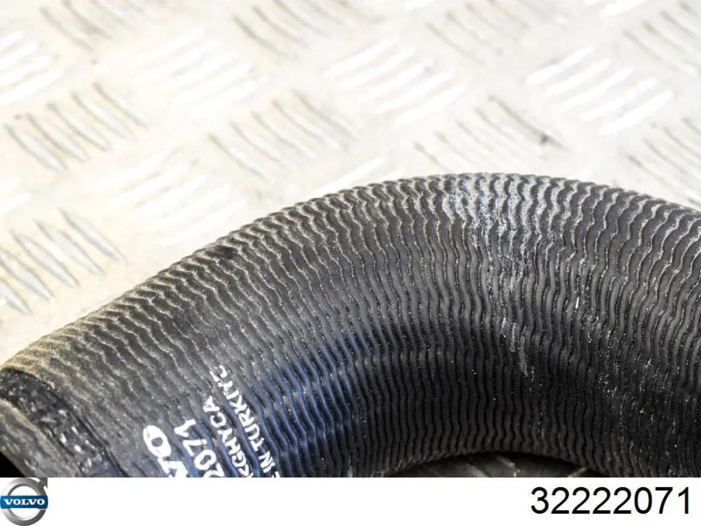 Tubo intercooler 32222071 Volvo