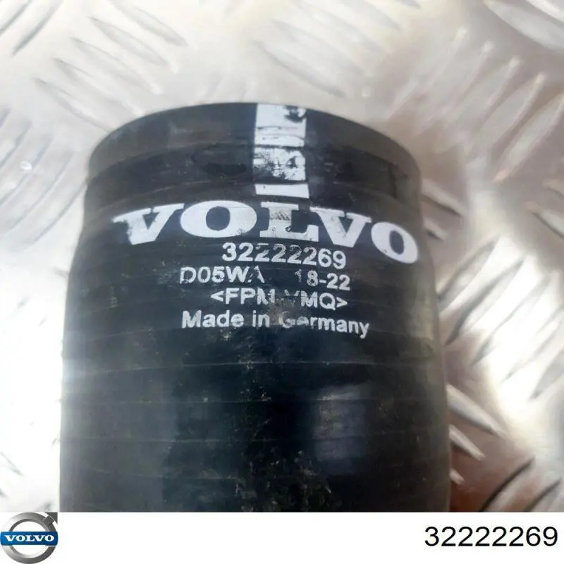 32222269 Volvo tubo flexible de aire de sobrealimentación derecho