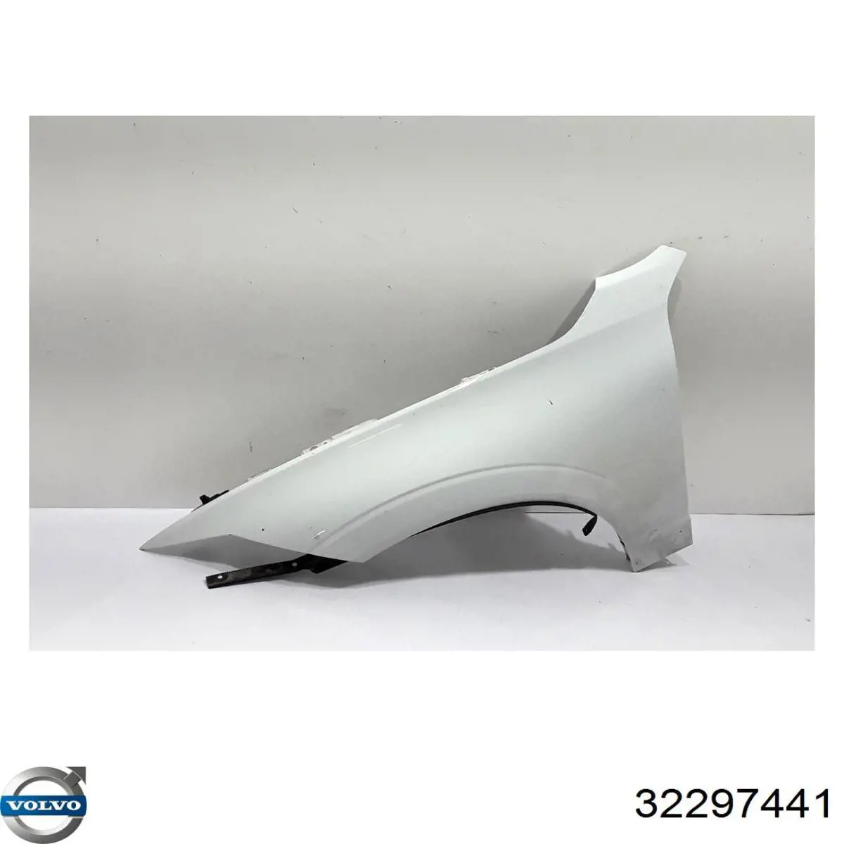 Aleta delantera izquierda Volvo 32297441 precio, desde 286,49 EUR