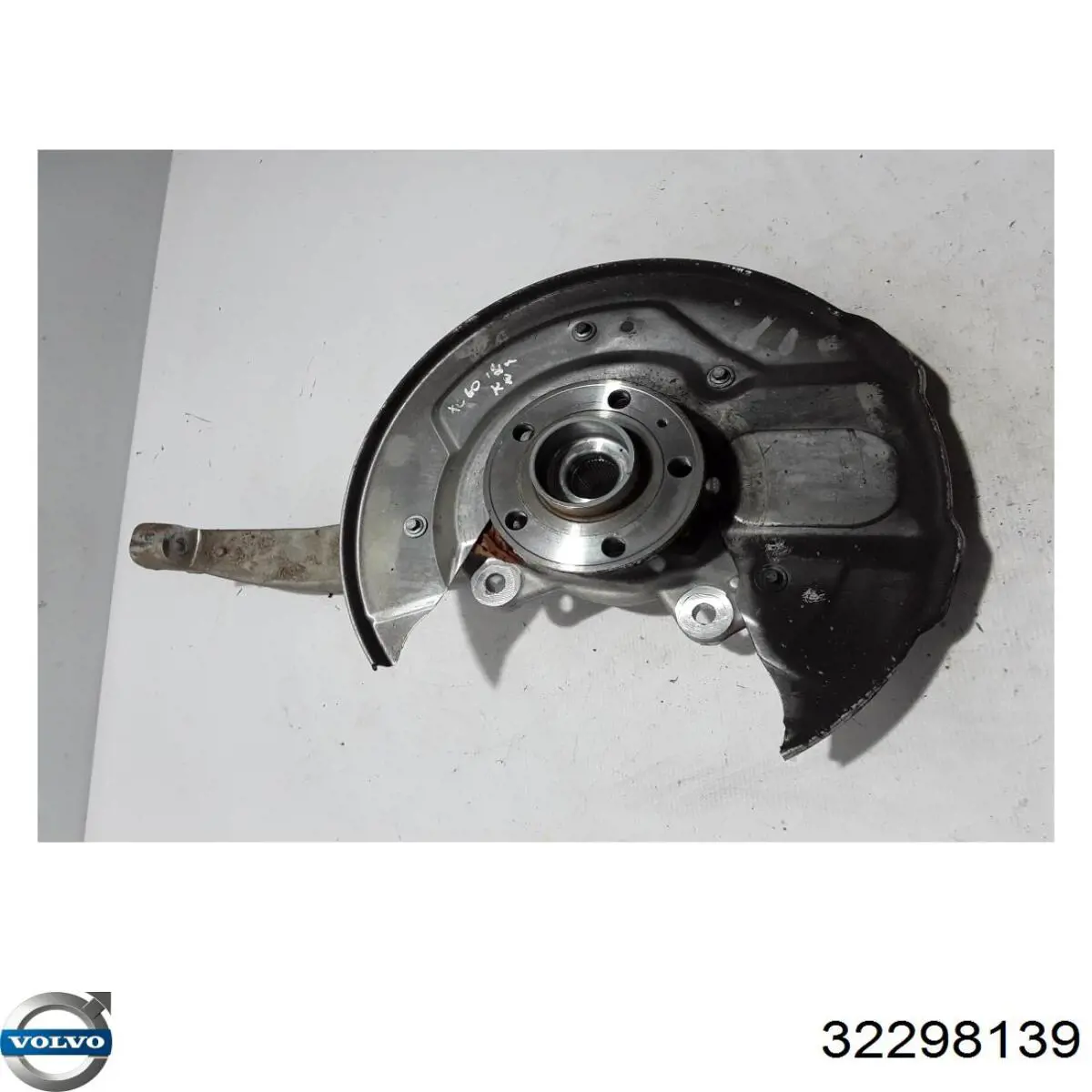 32298139 Volvo Mangueta delantera izquierda
