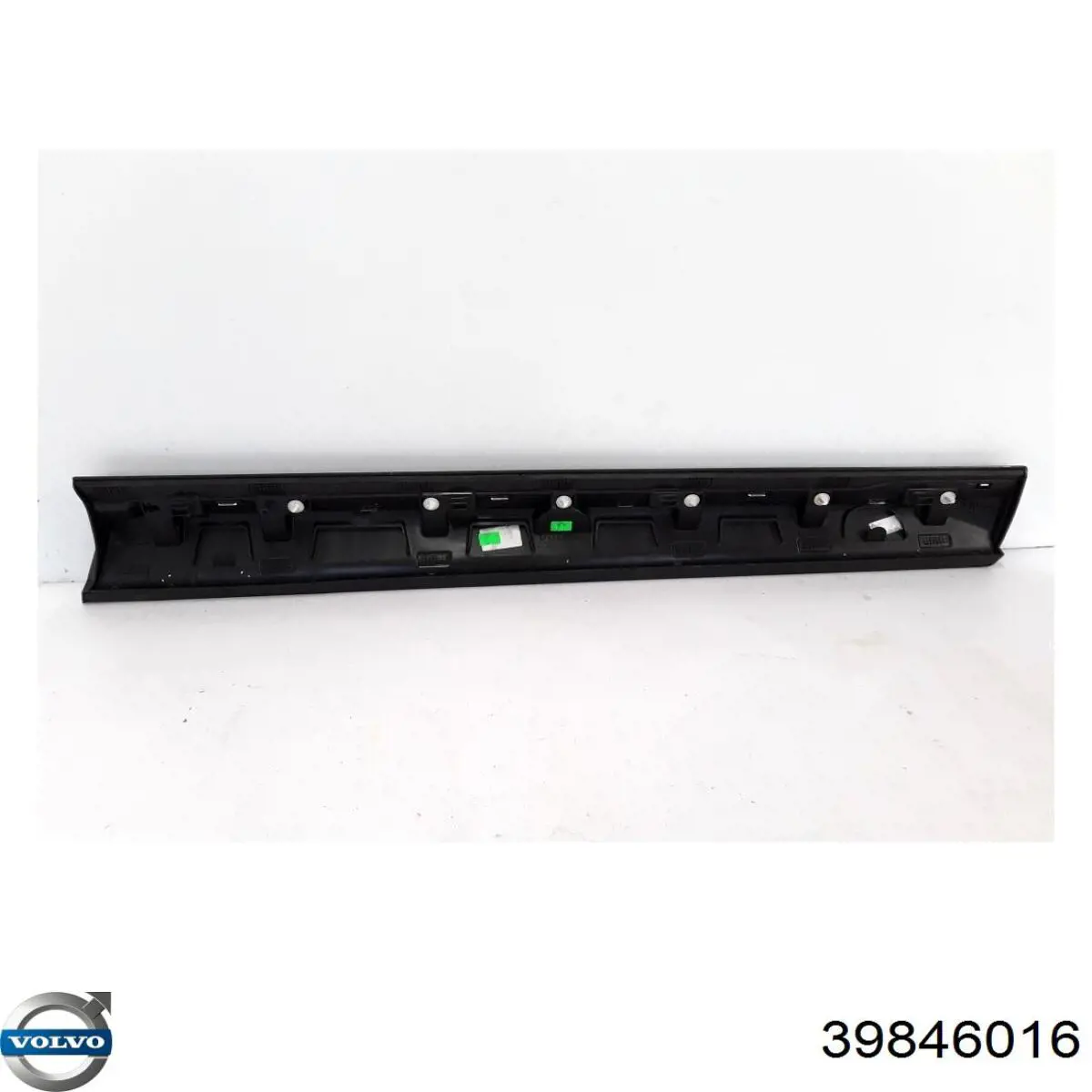 Moldura inferior de puerta delantera izquierda Volvo 39846016 precio, desde 212,20 EUR