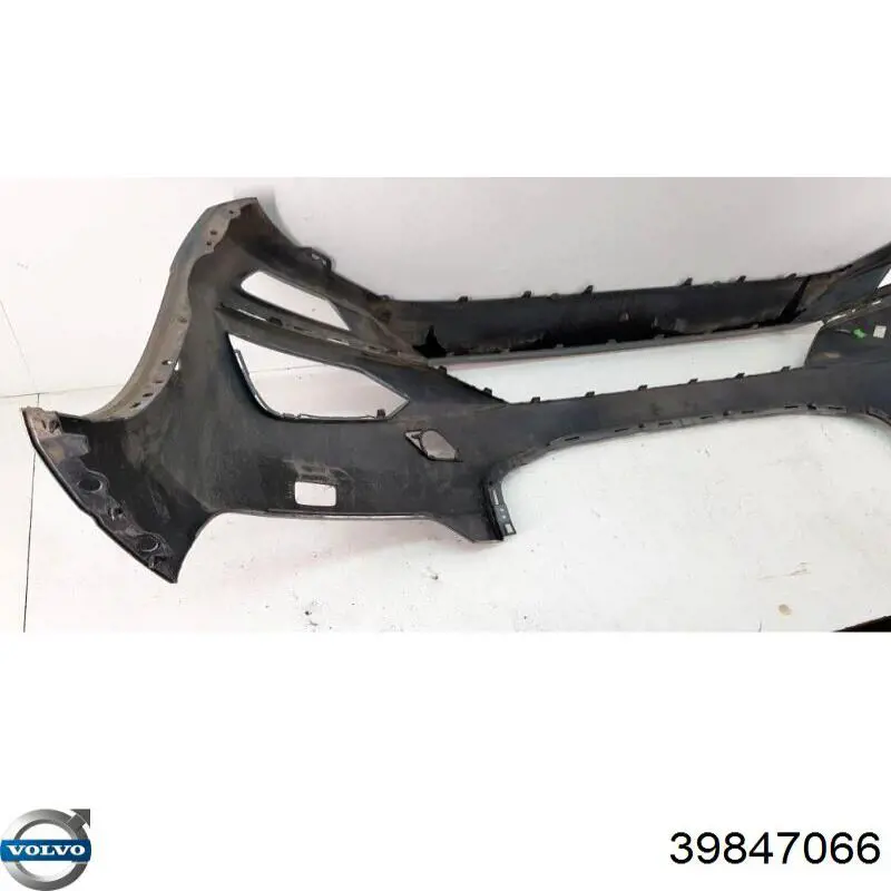 39847066 Volvo Paragolpes delantero