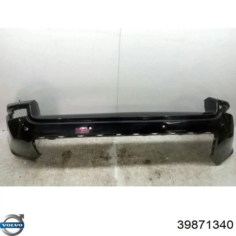 39871340 Volvo parachoques trasero