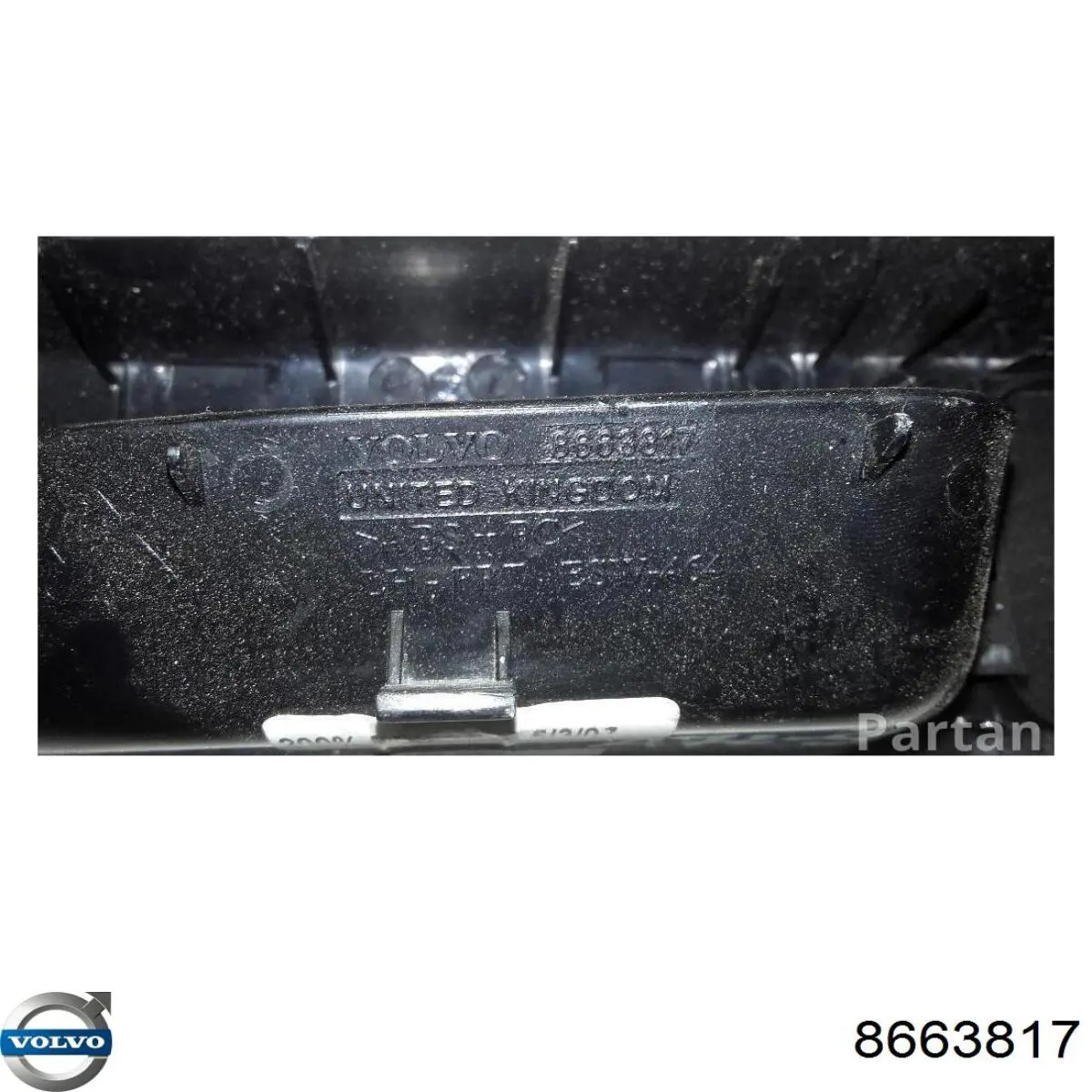 8663817 Volvo 