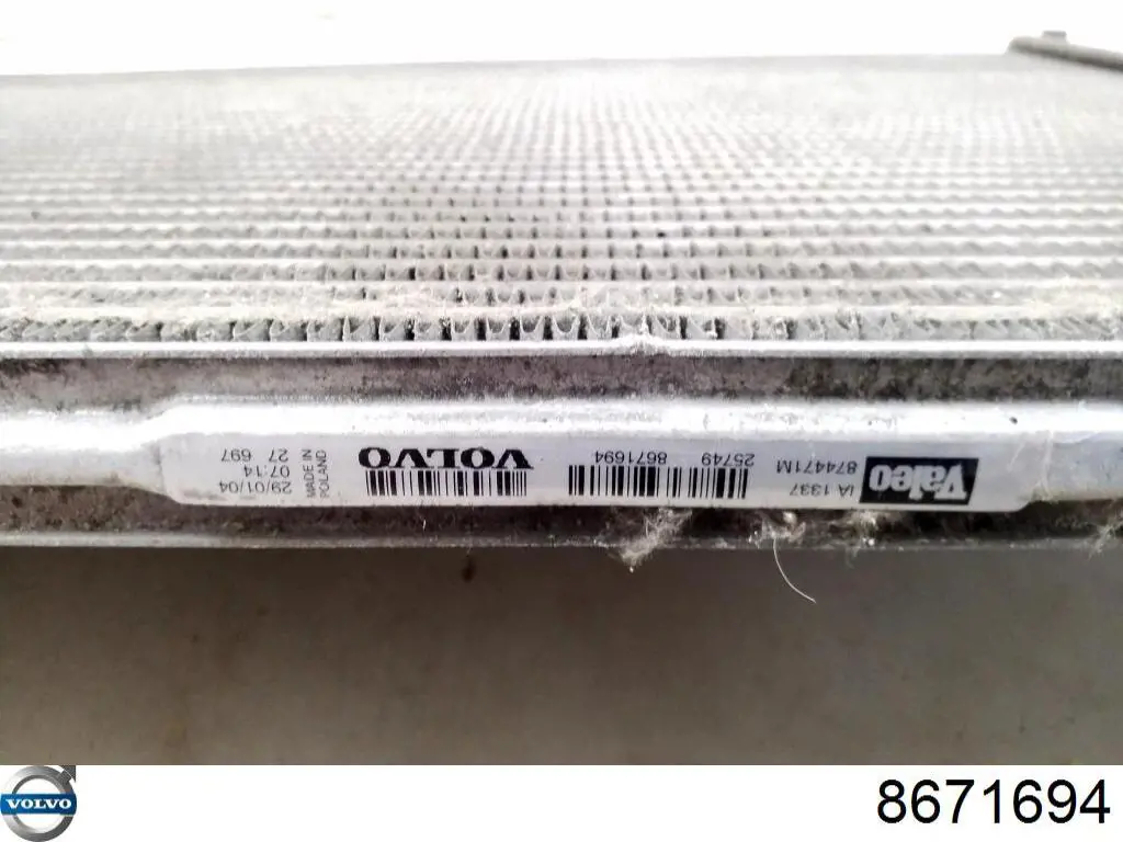 Radiador de aire de admisión Volvo 8671694 precio, desde 75,50 EUR