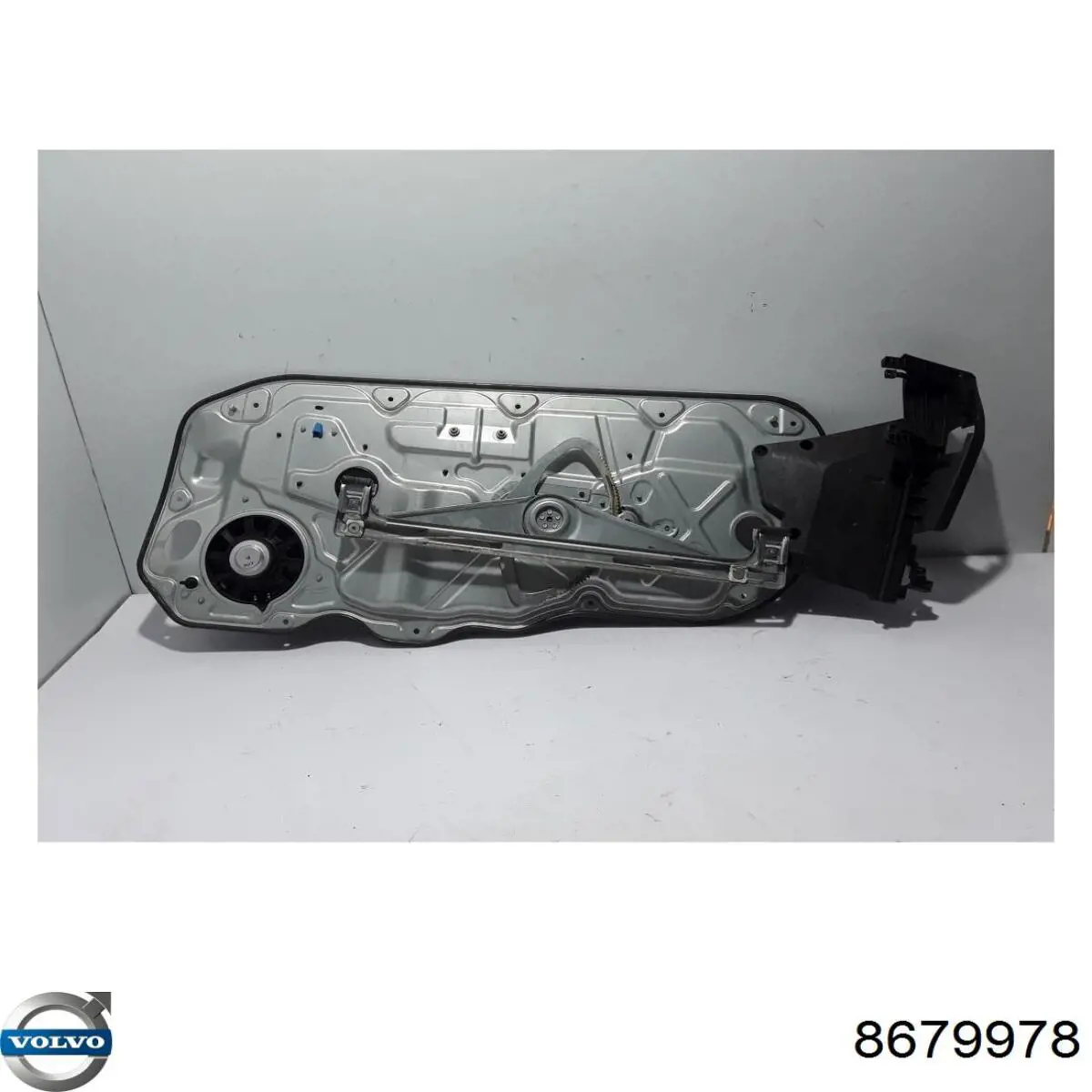 Bastidor de puerta delantera izquierda Volvo 8679978 precio, desde 57,85 EUR