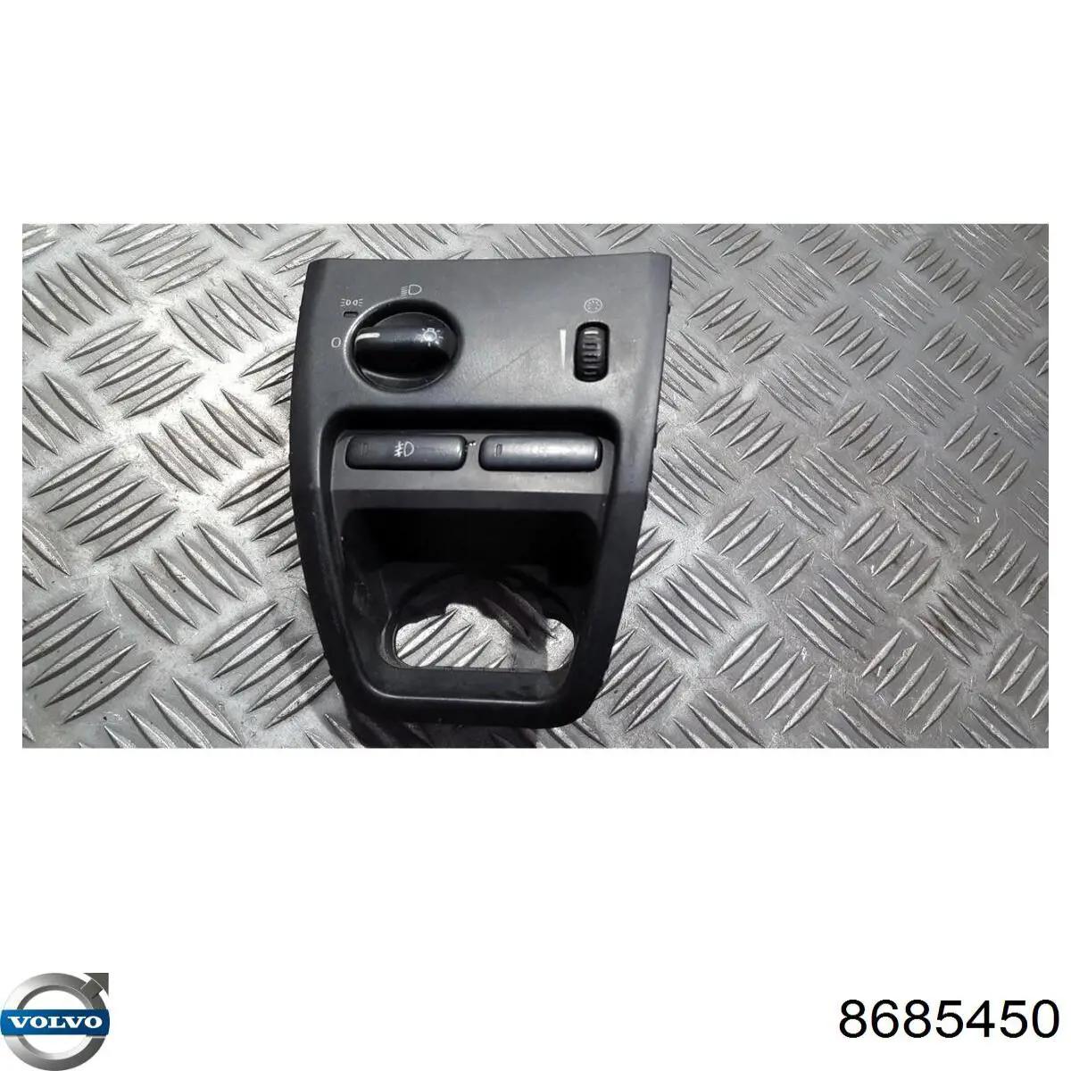 Interruptor de luces en el tablero Volvo 8685450 precio, desde 50,82 EUR