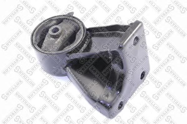 MB581233 Mitsubishi soporte motor delantero