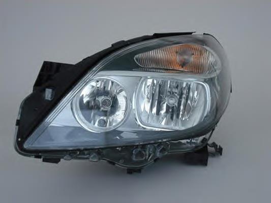 2468200261 Mercedes Luz derecha
