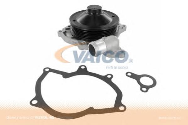 99610601157 VAG Bomba refrigerante coche